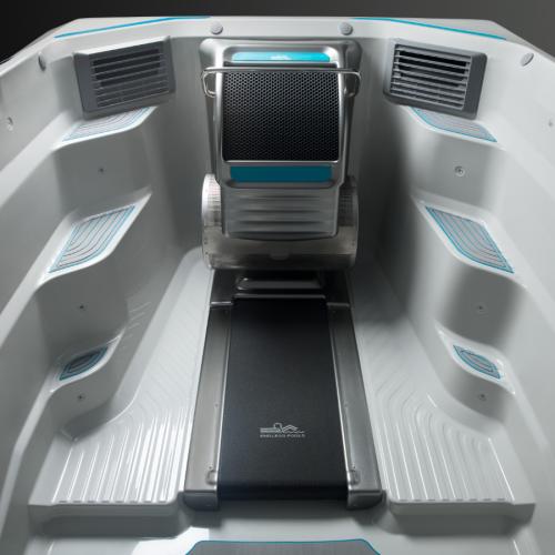 Swim Deck E700 Floor With Treadmill